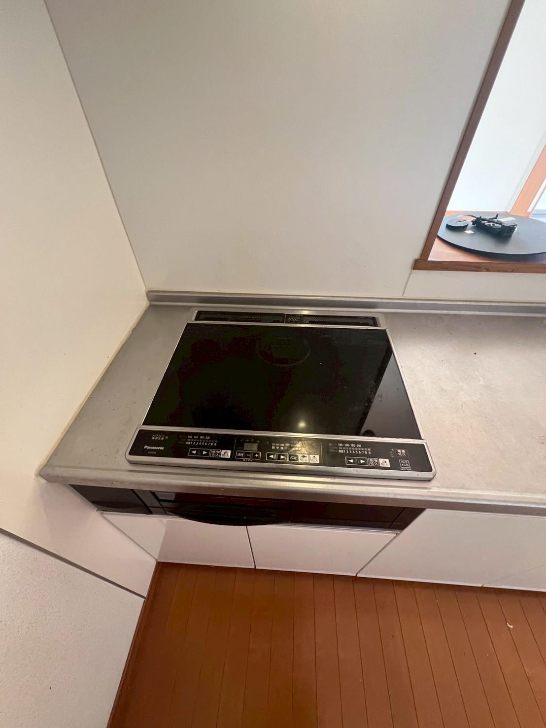 その他　システムキッチン魚焼きグリルあり、都市ガスで毎月お得