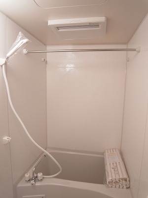 バス・シャワールーム　浴室乾燥機付き