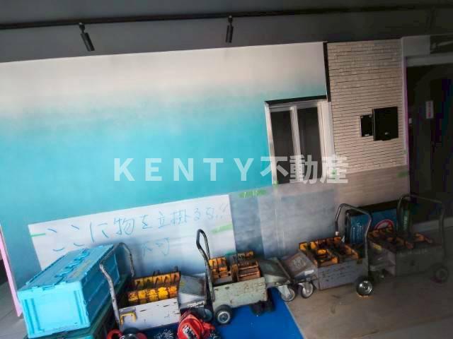 ロビー　落ち着いたロビーです