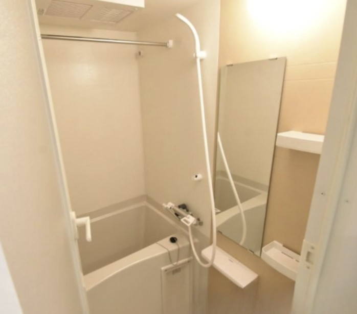 バス・シャワールーム　別部屋参考写真