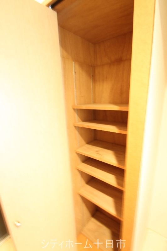 収納　ウォークインクローゼットは衣服が多い方にオススメ！！