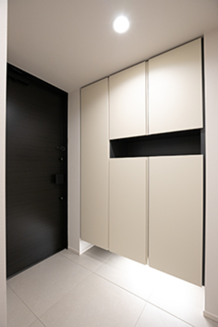 玄関　※写真は同タイプ住戸です。