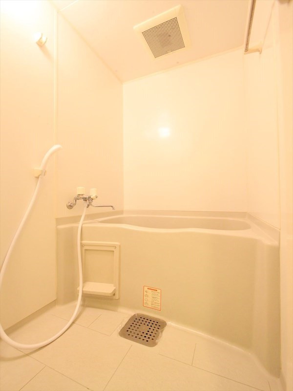 バス・シャワールーム　バスルーム