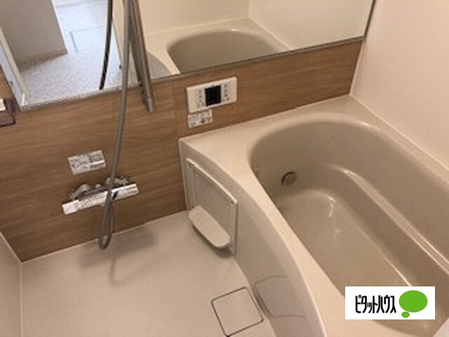 バス・シャワールーム　浴室（換気乾燥機）