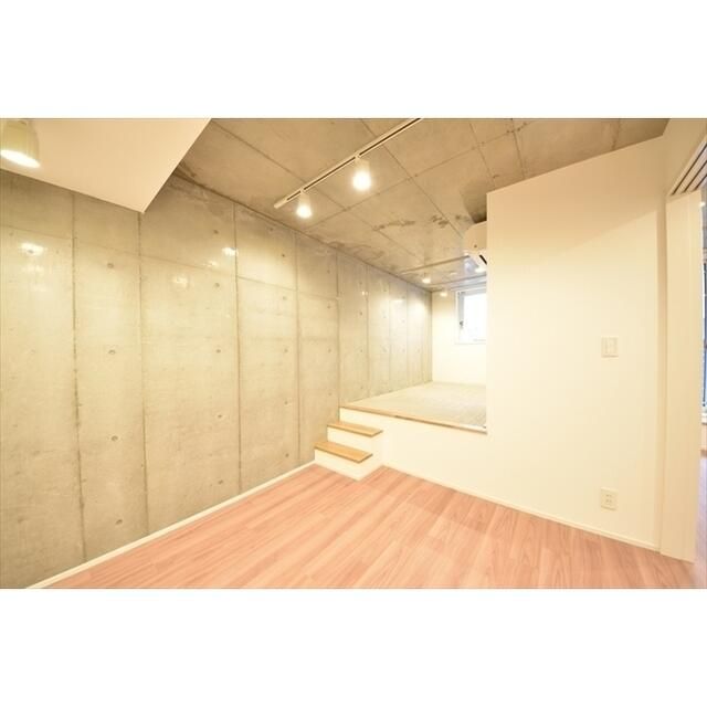 その他部屋・スペース　落ち着いて過ごせるお部屋なので、寝室にいかがでしょうか