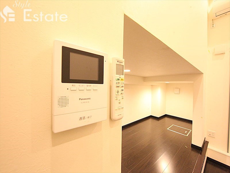 セキュリティ　モニター付きインターホン