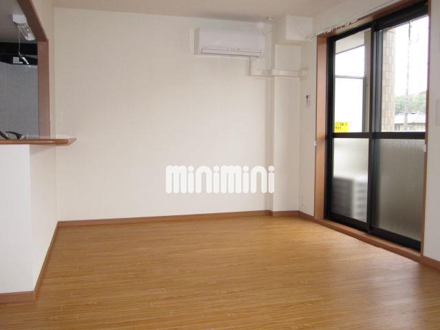 居室・リビング　開放感のあるリビング