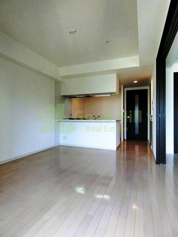 居室・リビング　アドバンス大阪城レガーレ