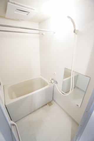 バス・シャワールーム　※同物件・同タイプの写真です