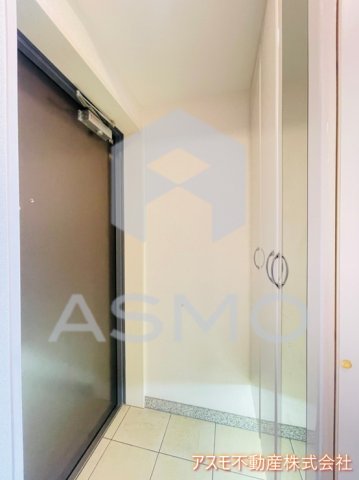 玄関　同マンション別部屋参考写真