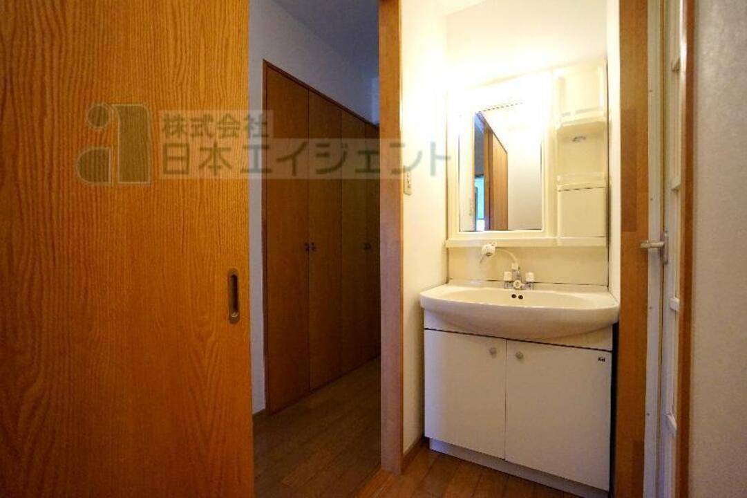 洗面設備　洗面所