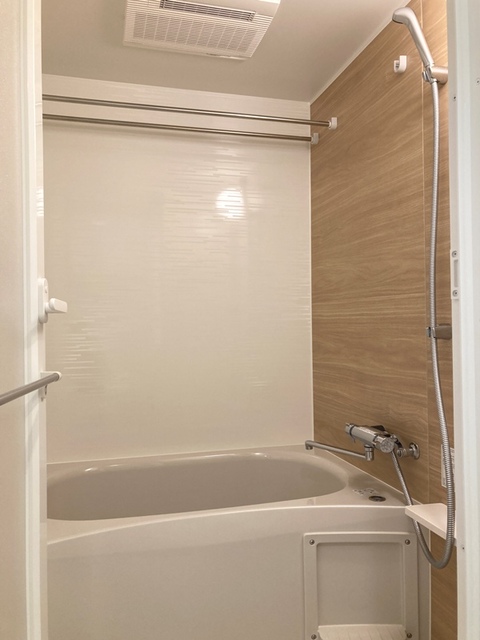 バス・シャワールーム　※写真は同タイプ住戸です。