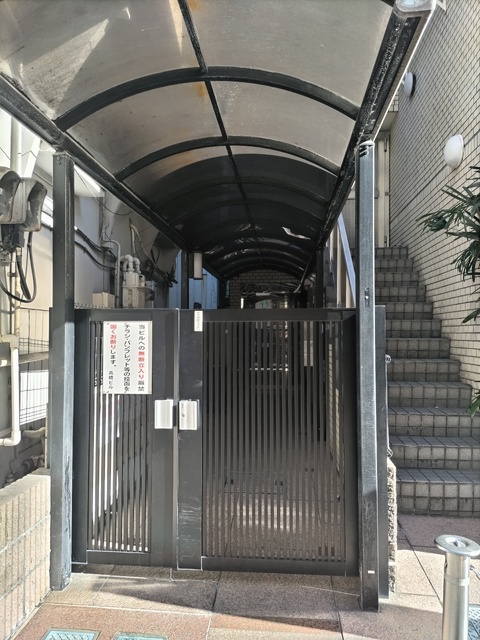 エントランス　エントランス