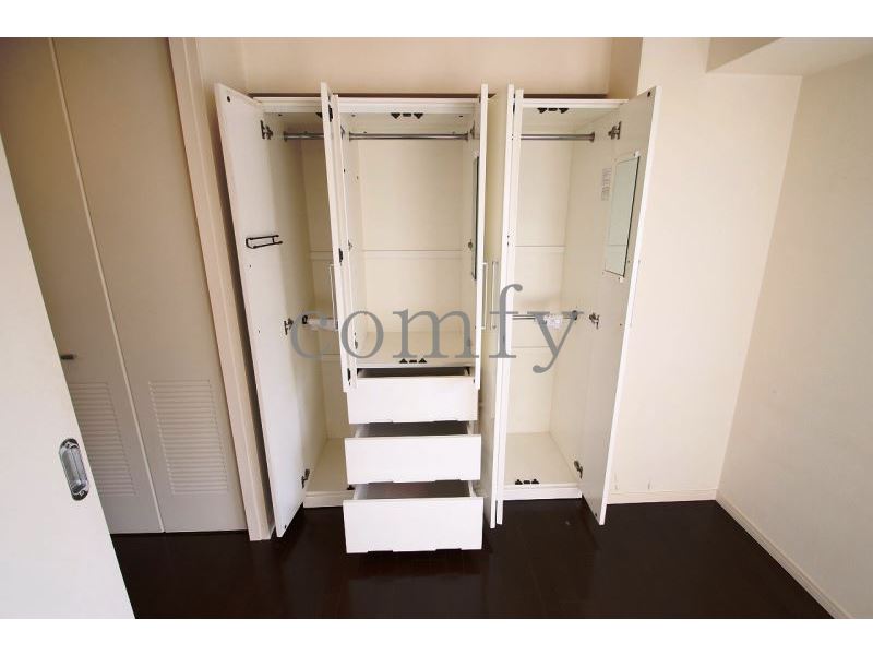 収納　クローゼット