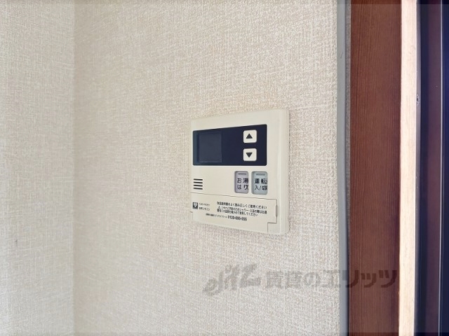 その他設備　給湯器リモコン