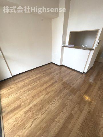 居室・リビング　ゆったり過ごせる居間です