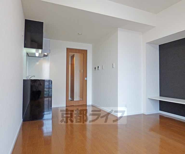 居室・リビング　広々とした室内です。