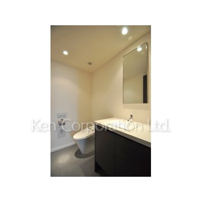 トイレ　同タイプ35階のお部屋を撮影。仕様が異なることがあります。