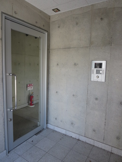 エントランス　オートロック