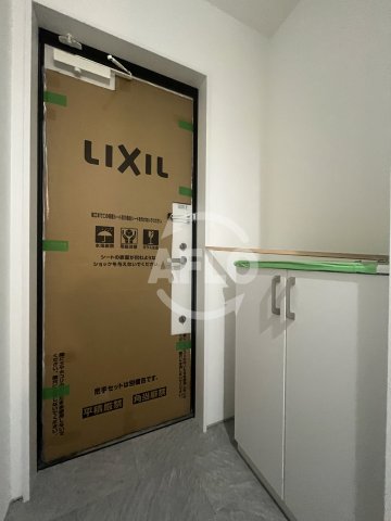 玄関　EIJU加島A　玄関