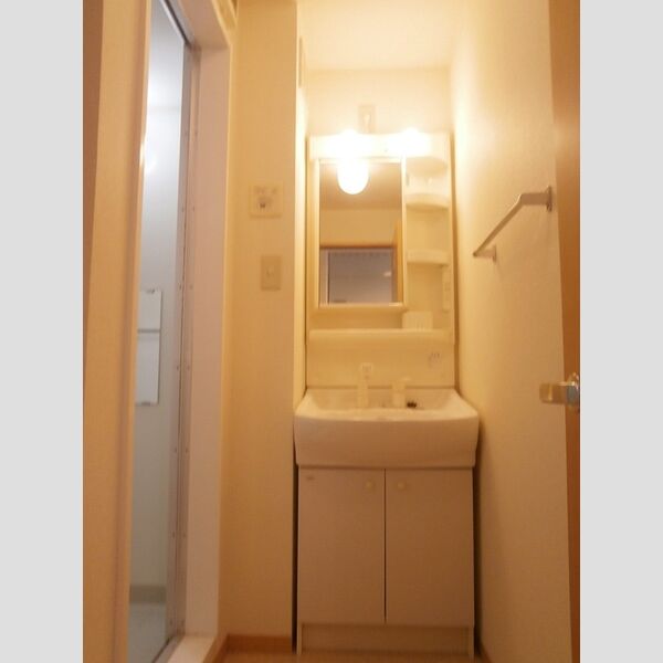 洗面設備　洗面室