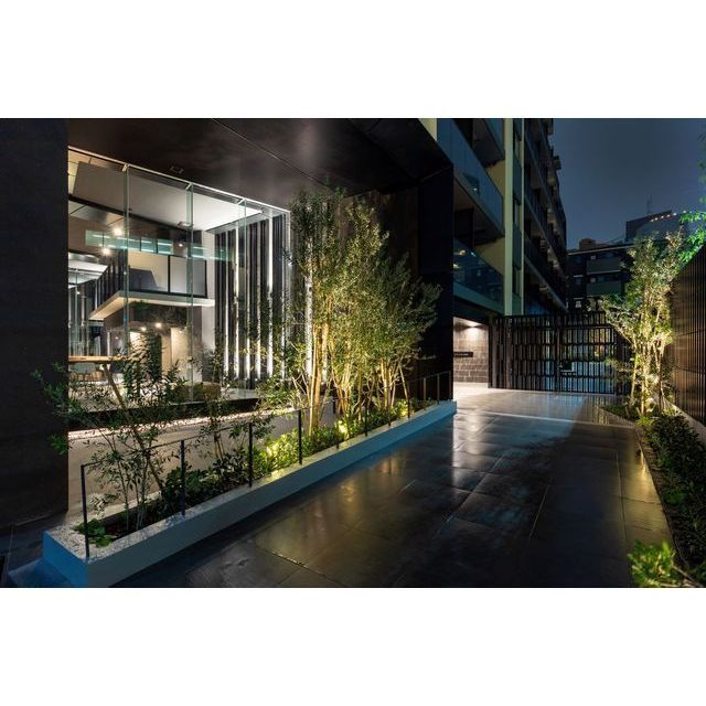 エントランス　ホール外周り