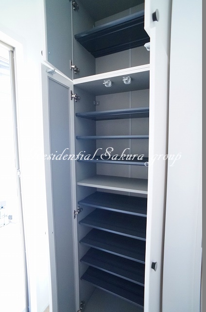 玄関　大容量のシューズボックス♪