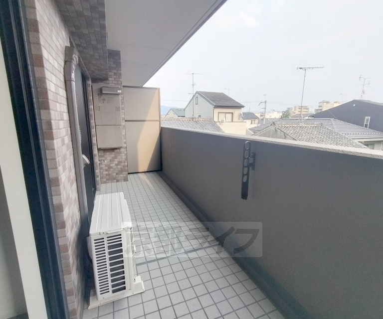 その他　エレベータです