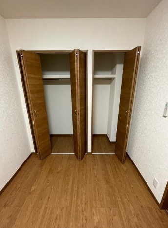 収納　別部屋参考写真となります