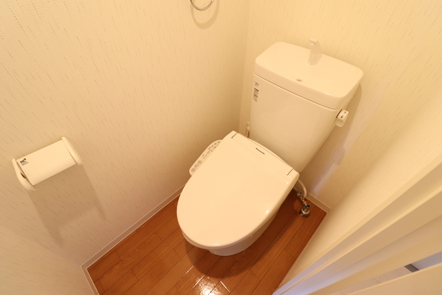 トイレ　ウォシュレット