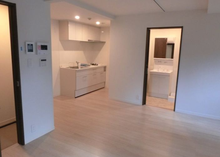 居室・リビング　☆明るい居間☆