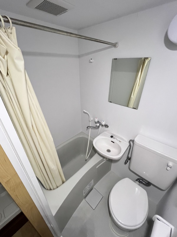 バス・シャワールーム　※他部屋参考写真