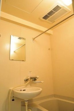 バス・シャワールーム　バスルーム（同一仕様写真）