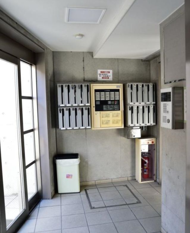 エントランス　集合ポスト