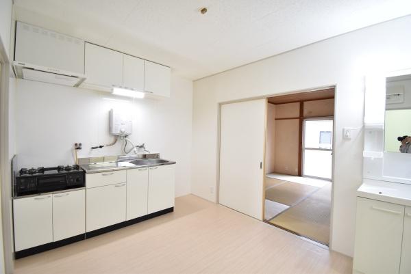 居室・リビング　※同物件別室※