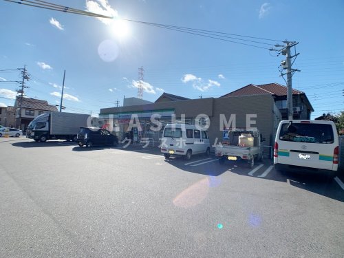 コンビニ　ファミリーマート 刈谷一ツ木七丁目店（コンビニ）まで282m