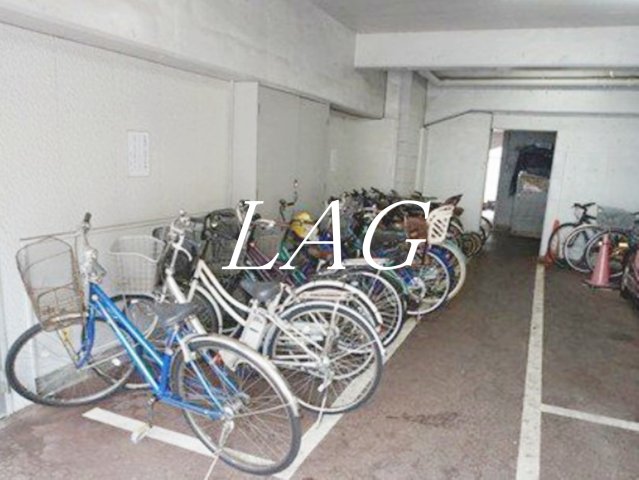 その他共有部分　駐輪場です。