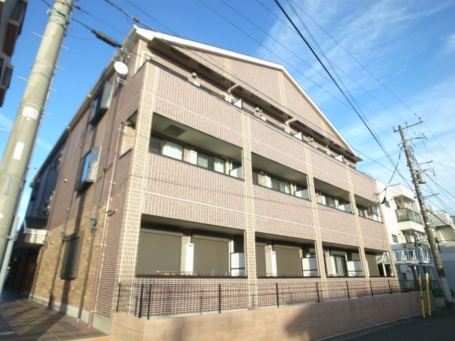 建物外観　オートロック付きで安心☆