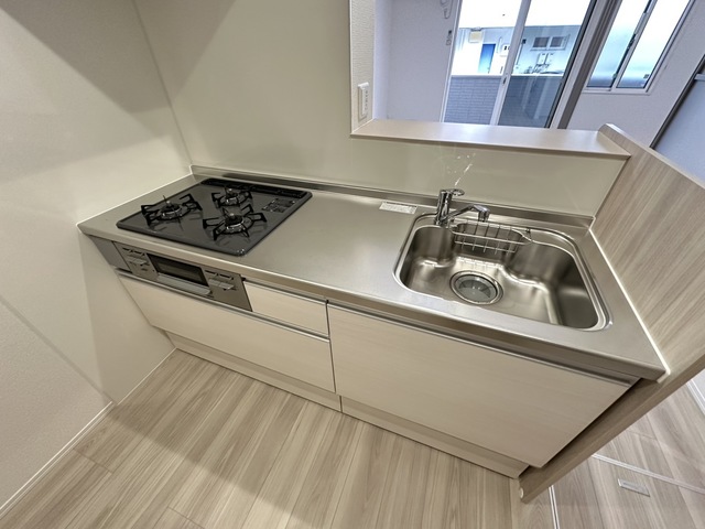 キッチン　同施工会社参考写真です