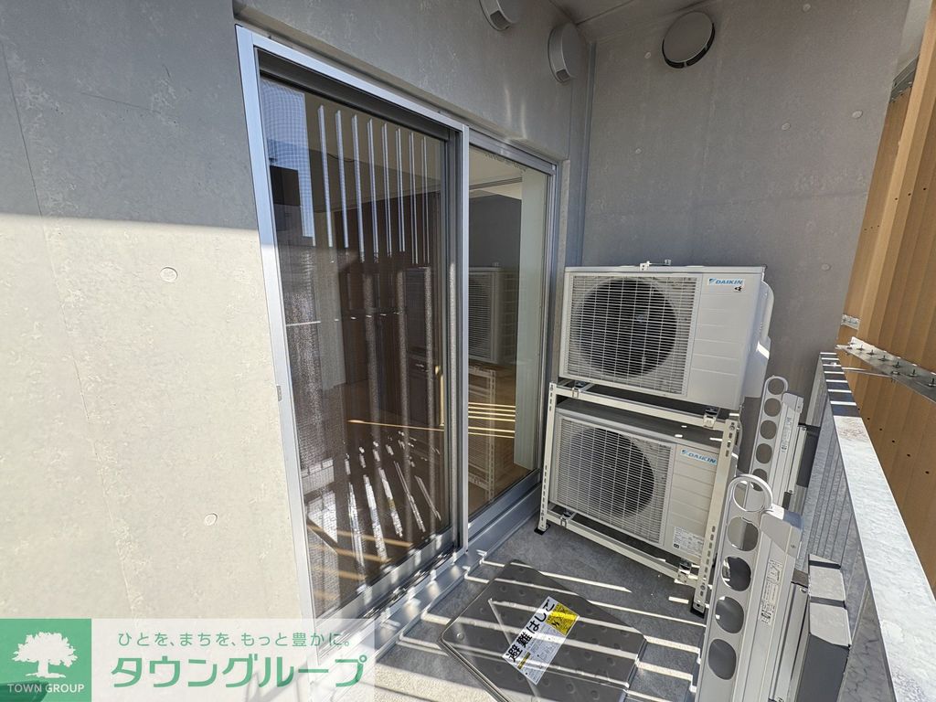 バルコニー　バルコニー