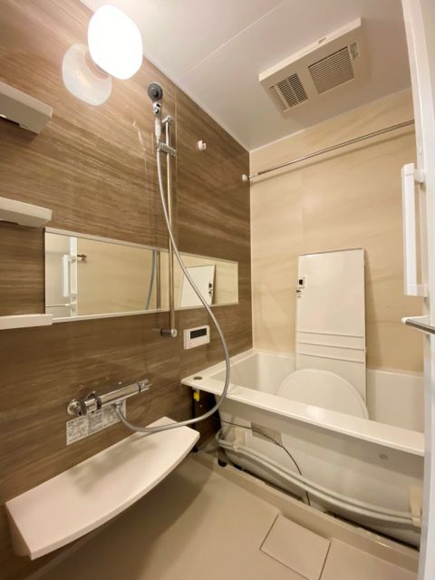 バス・シャワールーム