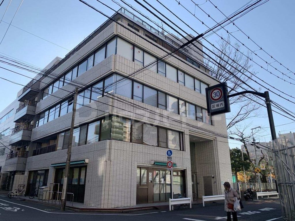 幼稚園・保育園　両国すきっぷ保育園（幼稚園・保育園）まで270m