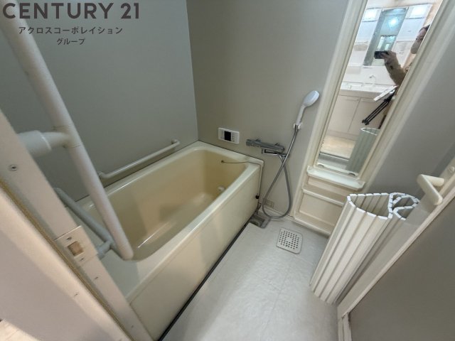 バス・シャワールーム　落ち着く空間のバスルーム♪