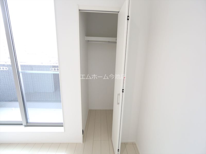 収納　クローゼット（収納スペース充実しています）