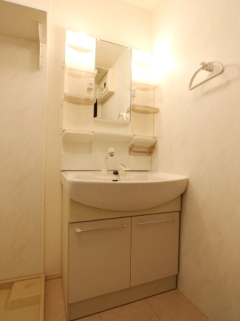 洗面設備　洗髪洗面化粧台