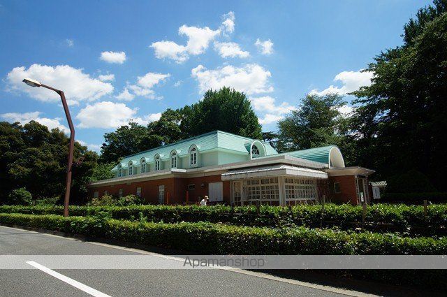 公園　新宿御苑（公園）まで562m