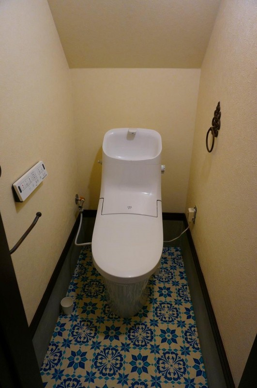 トイレ　トイレ