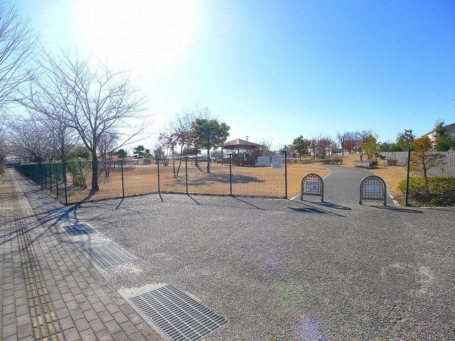 公園　なかさと公園（公園）まで2100m