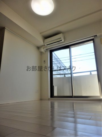 居室・リビング　同仕様