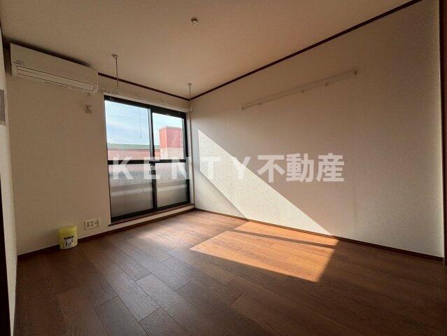 居室・リビング　ゆったり過ごせる居間です